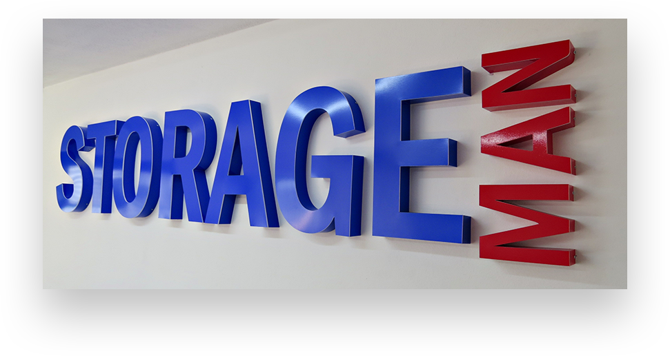 storage-man-image-top